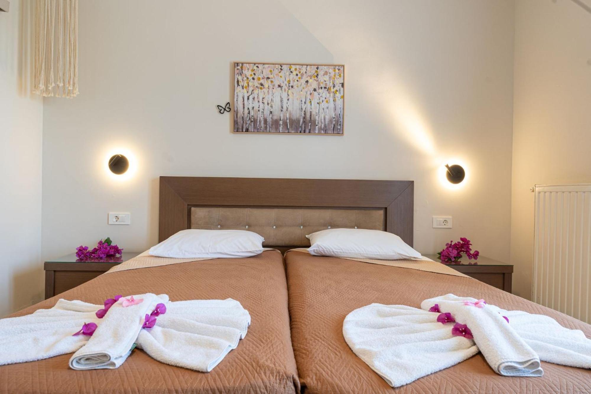 Stathis Beachfront Luxury Rooms Kalamáki Szoba fotó