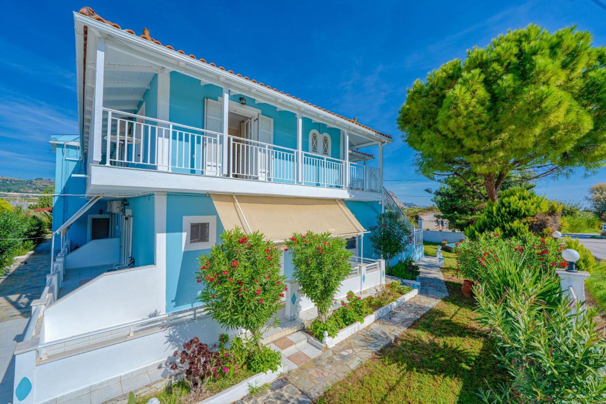 Stathis Beachfront Luxury Rooms Kalamáki Kültér fotó